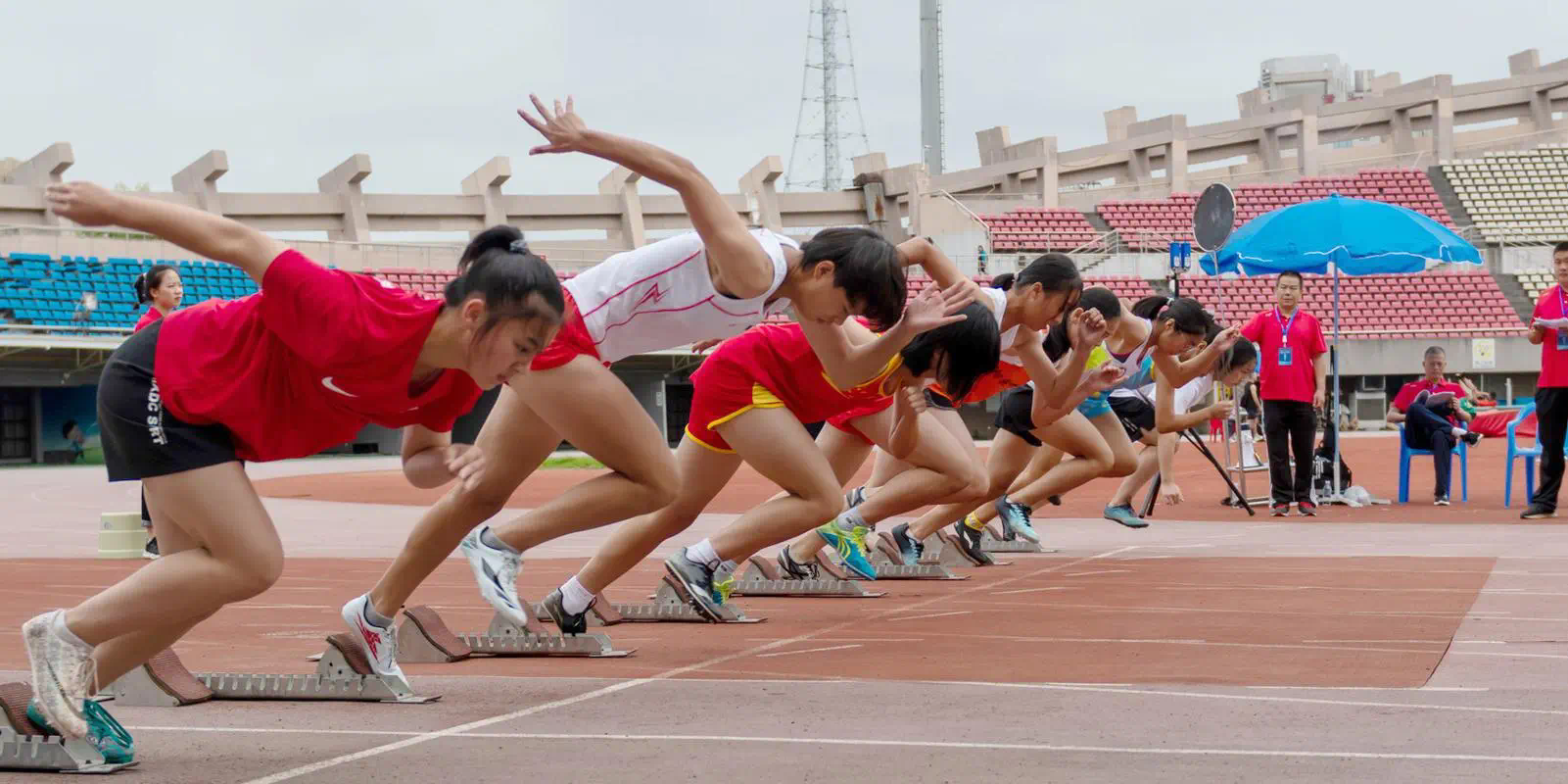 尤尼克斯碳素网球拍